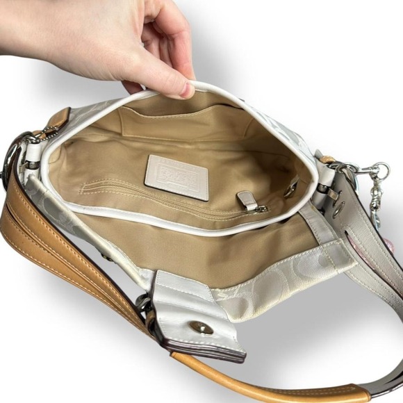 Coach Optic Silver Bumble Bee Soho Flap Shoulder Bag Limited Edition 1555 Y2K - Picture 5 of 9